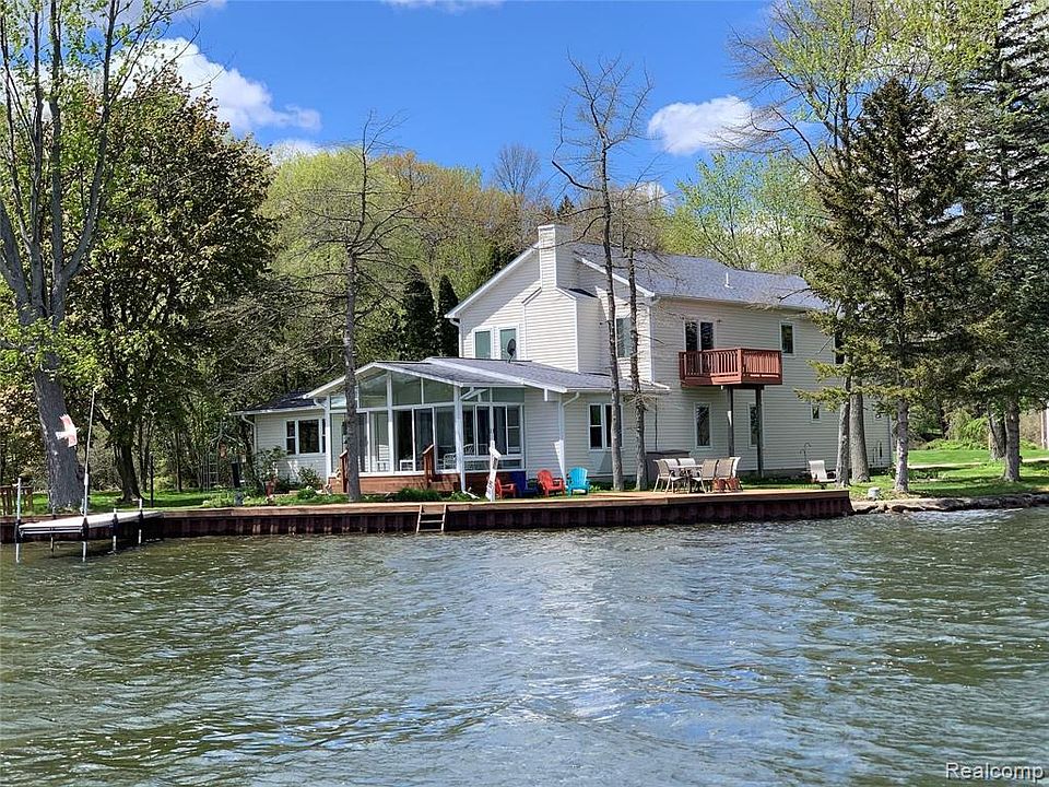 7784 Tipsico Lake Rd, Holly, MI 48442 | Zillow