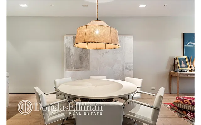 Sold by Douglas Elliman | media 15