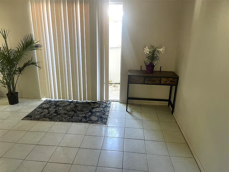 1902 W Loop #A-1 — Photo 19