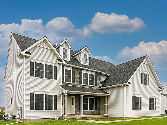 Breckenridge Traditional Exterior