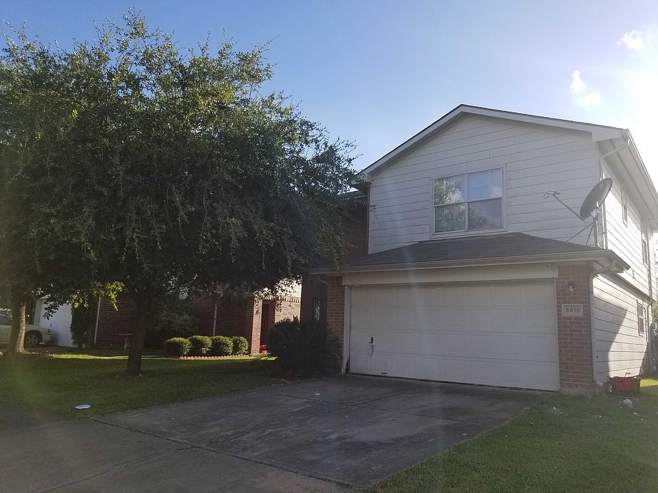1st image of 8518 Causeway Dr