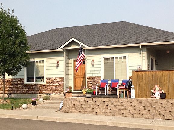 Private Front Door with Deck