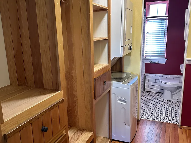 Walk thru closet to bathroom - Rod above doorway for curtain if additional privacy is desired