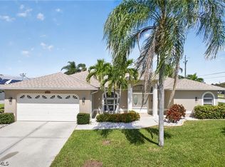 627 SE 16th St, Cape Coral, FL 33990