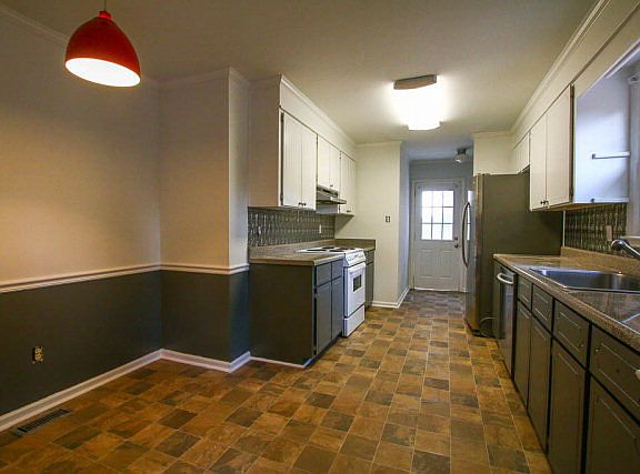 5th image of 119 Millrace Cir