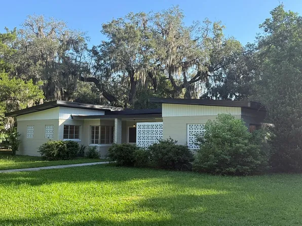 726 Saint Johns Ave, Green Cove Springs, FL 32043