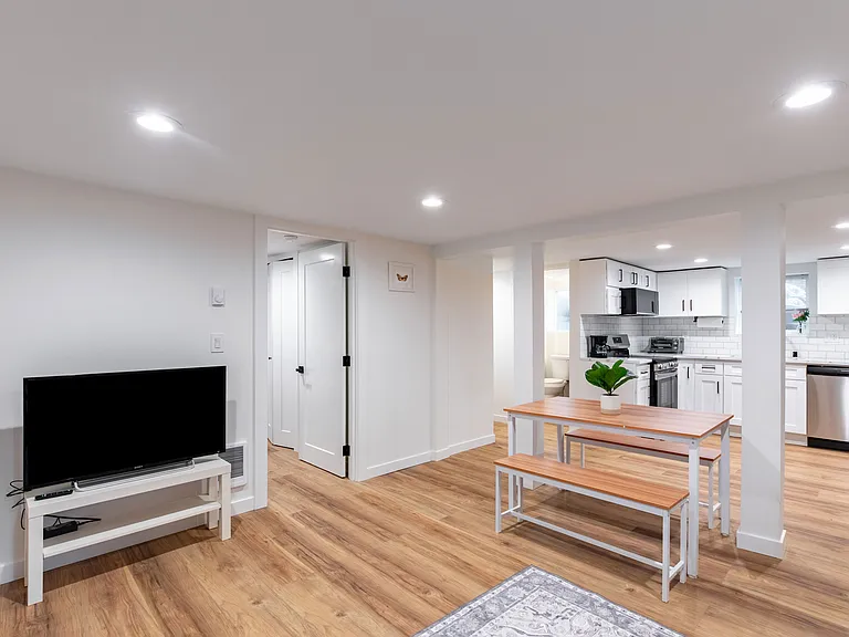 12053 Hiram Pl NE #B — Photo 10