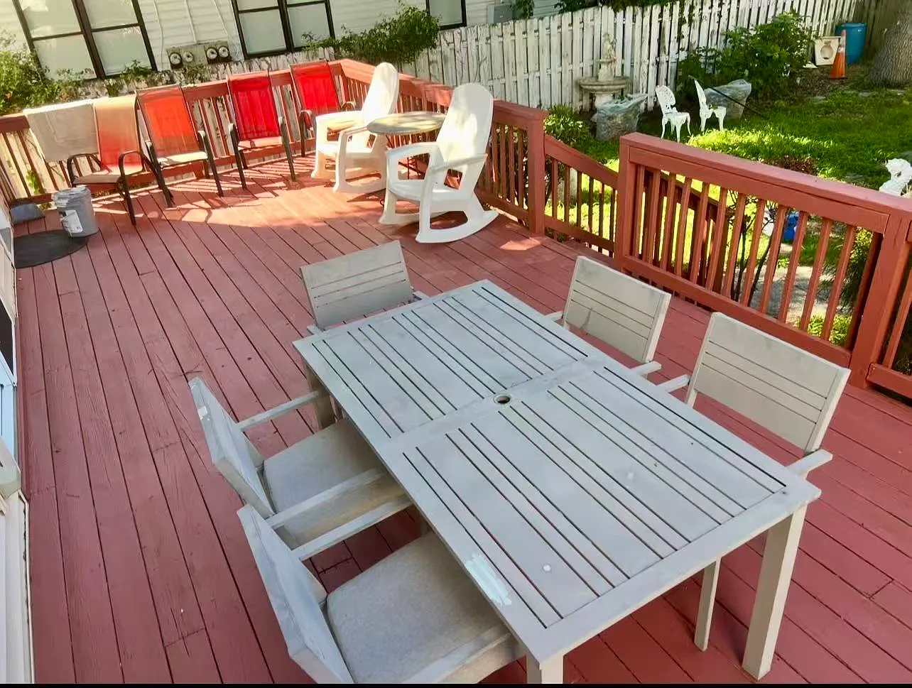 4 bed, 2027 sqft, $2,900 — Photo 3