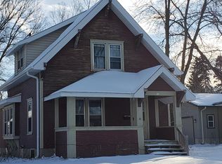 516 12th Ave, Brookings, SD 57006
