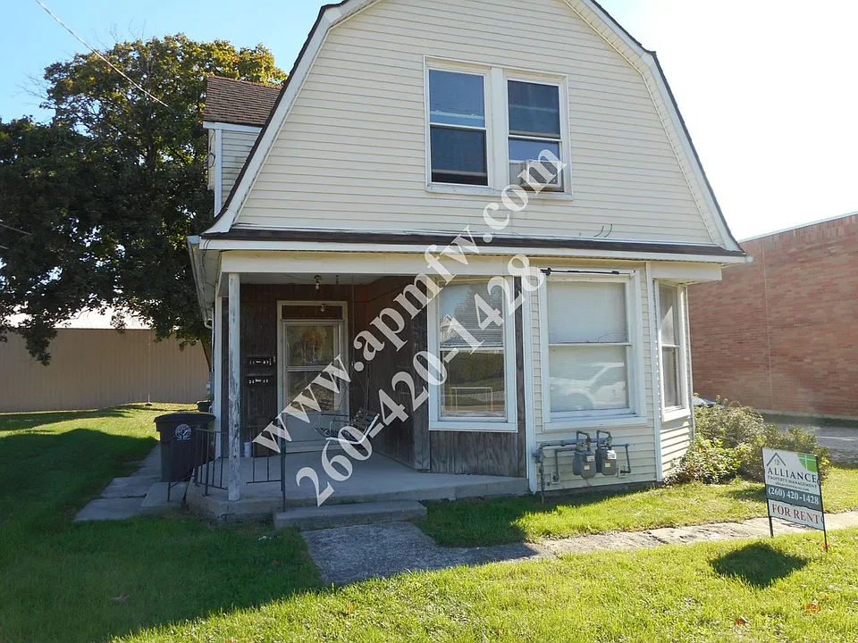 2409 W Main St