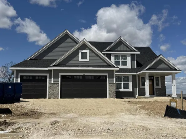2484 Boulder DRIVE, Slinger, WI 53086