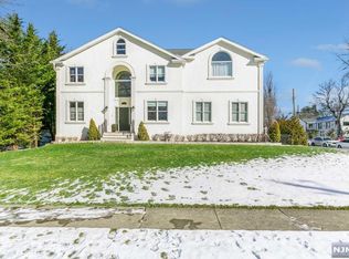 14 Wainwright Ave, Closter, NJ 07624