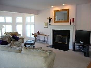 4th image of 2345 Corinna Ct