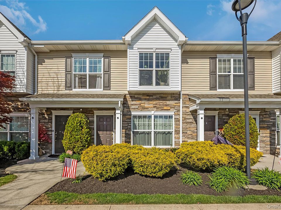 1st image of 5 Hunter Drive