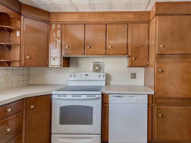 2 Miner St #2 — Photo 17