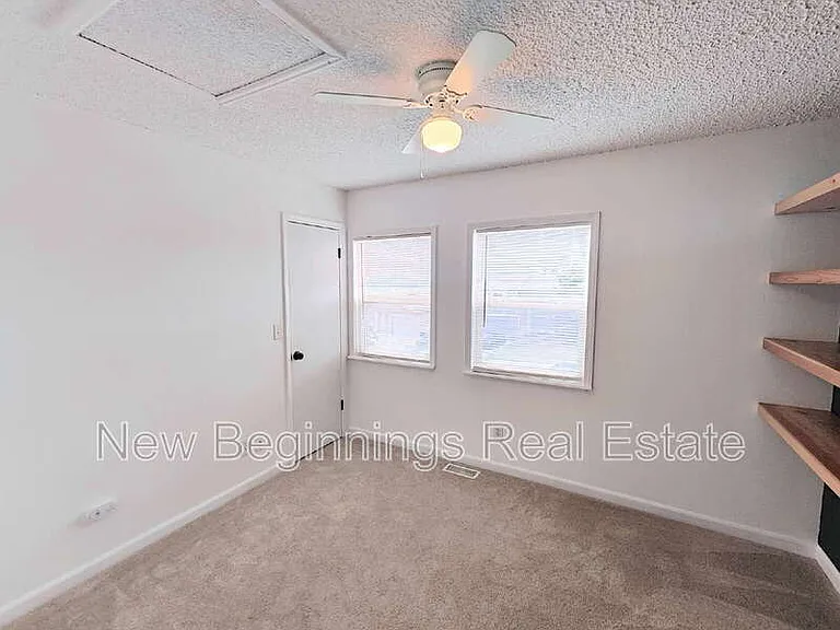 5560 Montgomery Ter — Photo 16
