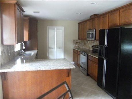4th image of 10705 Spicewood Club Dr