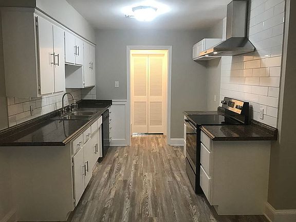 3rd image of 6405 Ponce Ave