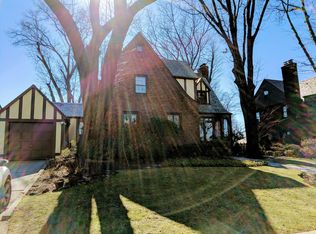 42 Rose Ct, Staten Island, NY 10301