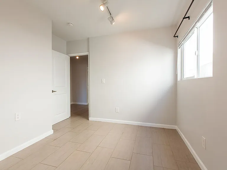 626 Benton Way — Photo 16