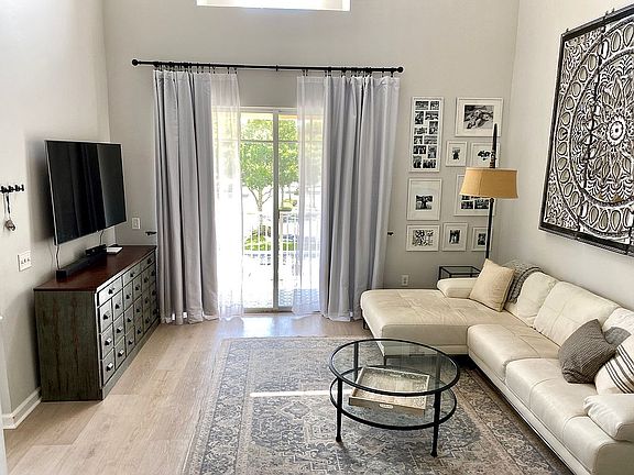 3rd image of 4903 Chancellor Dr APT 21