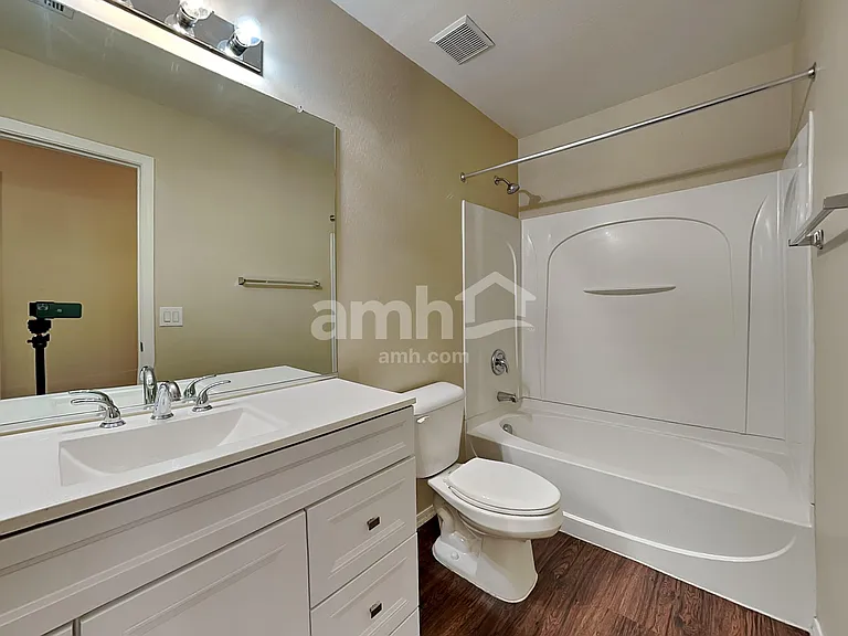 7202 S 45th Ave — Photo 14