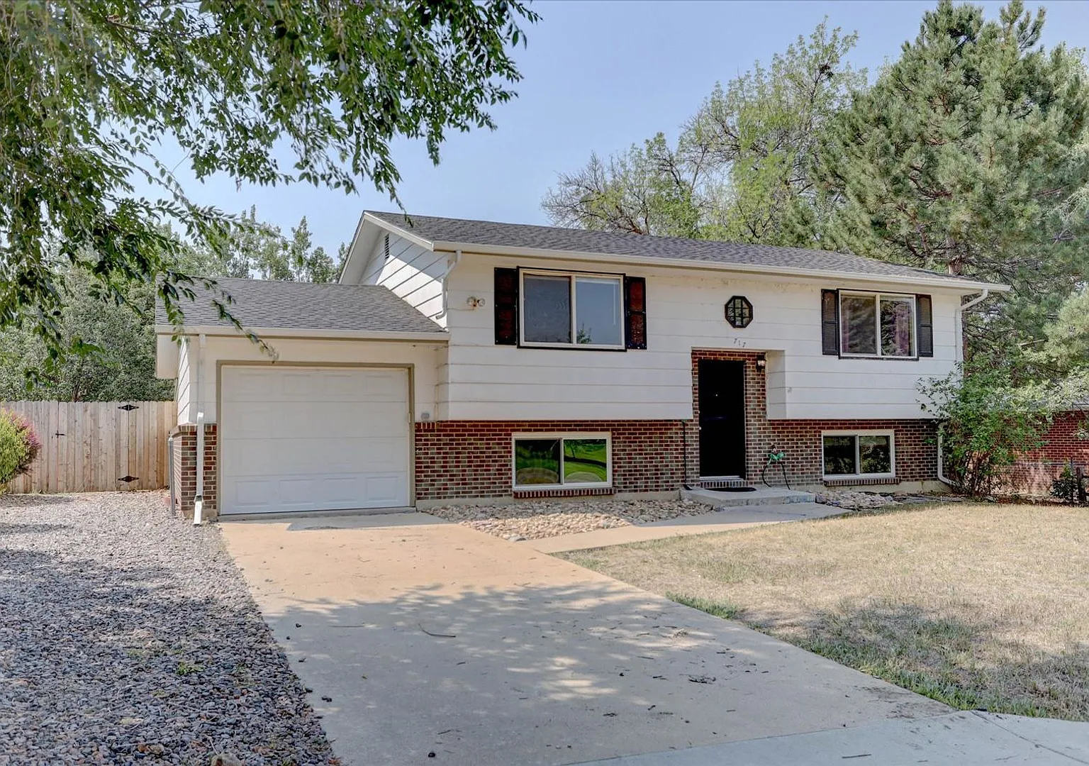 Spacious 3-Bedroom Home in Longmont with Fenced Yard — Photo 4