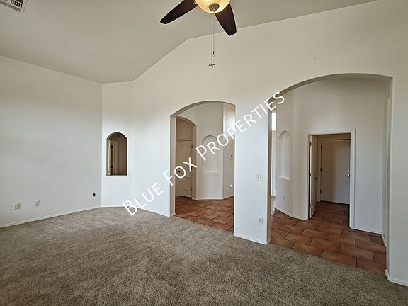 3rd image of 5322 W Olivine Dr