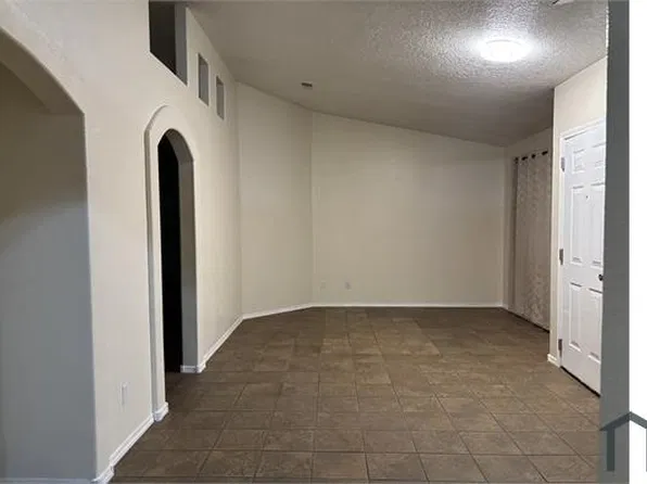 6028 Star Gazer Ave NW, Albuquerque, NM 87114