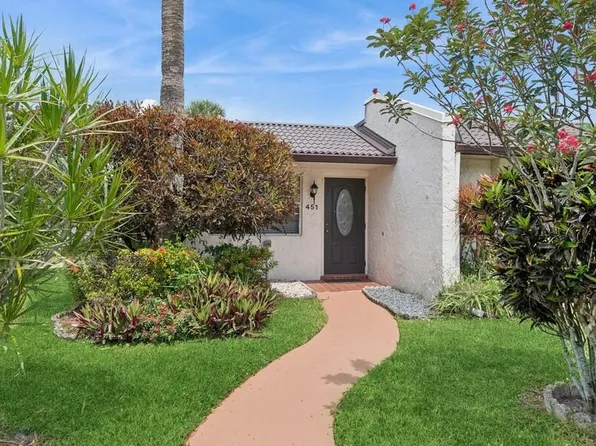 451 Golden River Drive #451, West Palm Beach, FL 33411