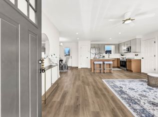 341 Cunningham Ln, Clarksville, TN 37042