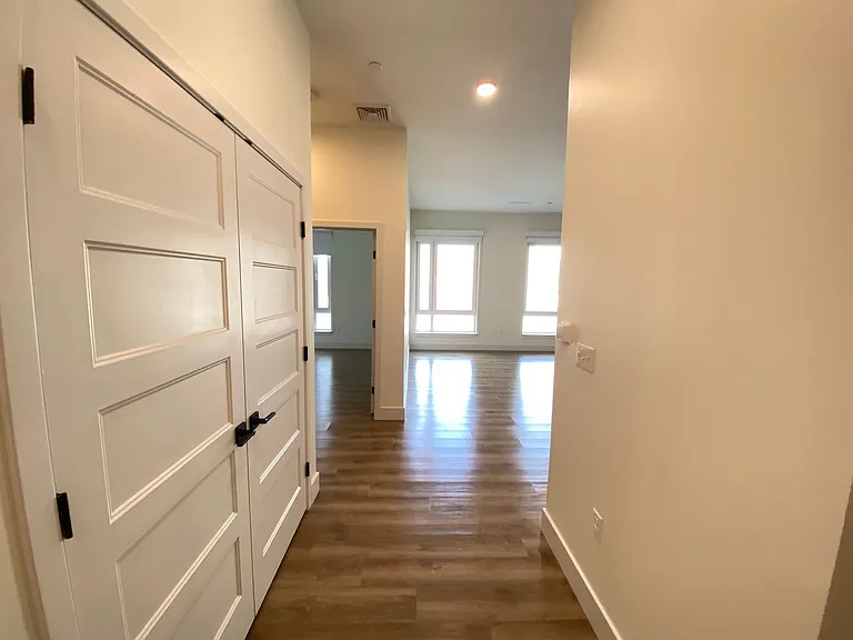 One Park Apartments — Photo 88
