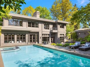 8457 NE 7th St, Medina, WA
