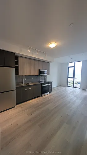 2075 Lakeshore Rd Photo 1