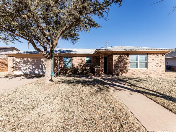 1412 Quaker St, Slaton, TX 79364