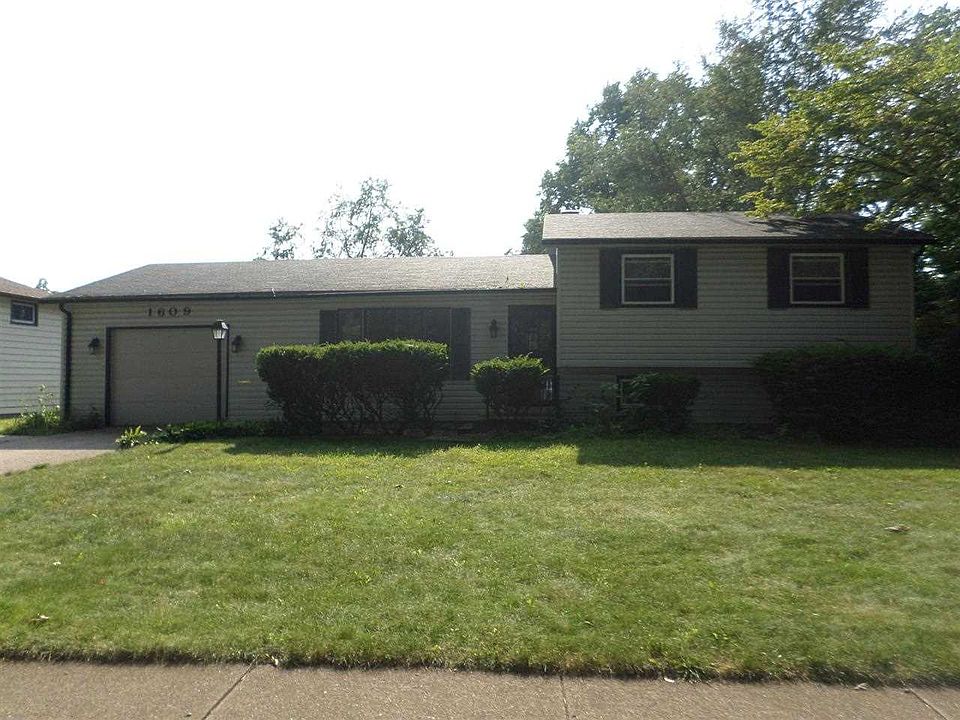 1st image of 1609 Hass Dr