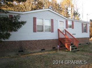 221 E Old County Rd, Belhaven, NC 27810