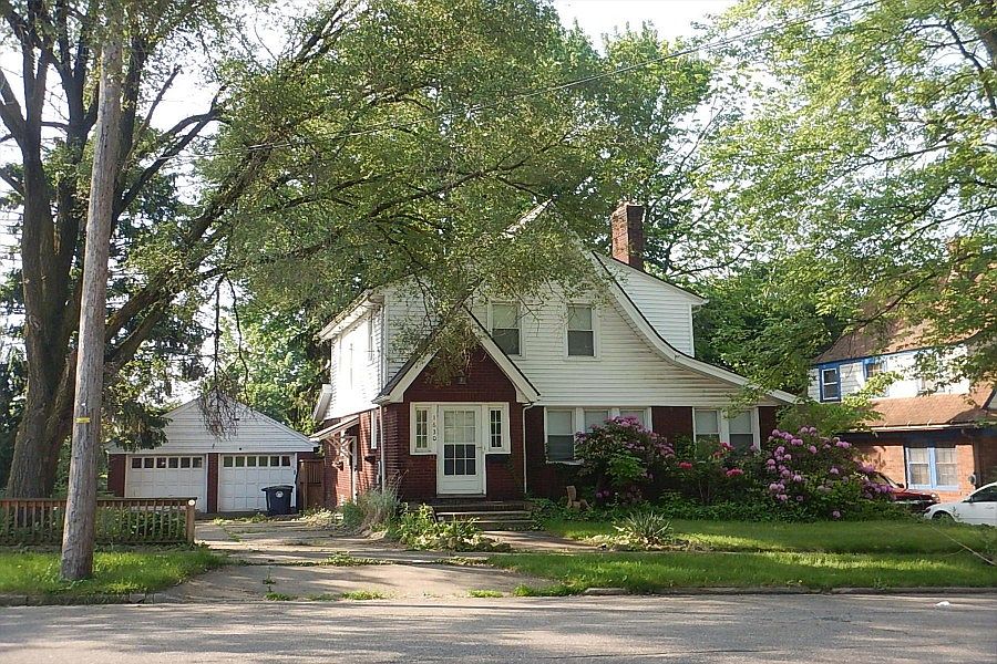 2nd image of 1630 Goodyear Blvd