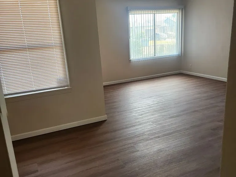 1433 Sequoia Ave — Photo 7