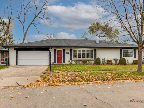 710 Lange St, Mundelein, IL 60060