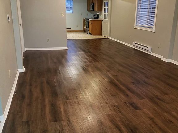Living room/ dining room 