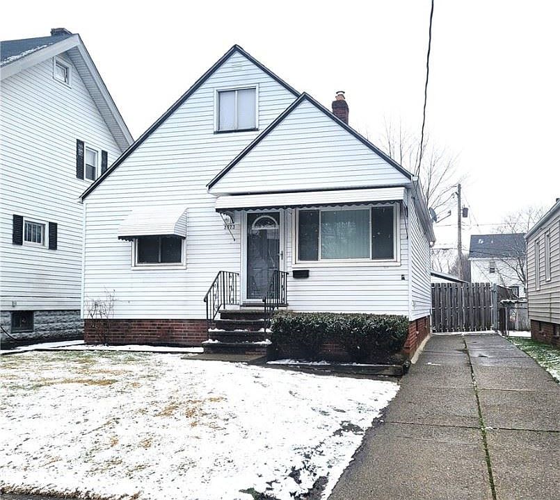 1st image of 3673 W 102nd St