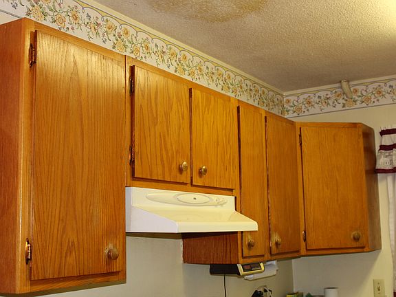 Kitchen with Oak cabinets