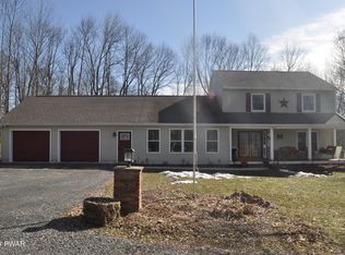 98 Brandywine Dr, Prompton, PA 18431