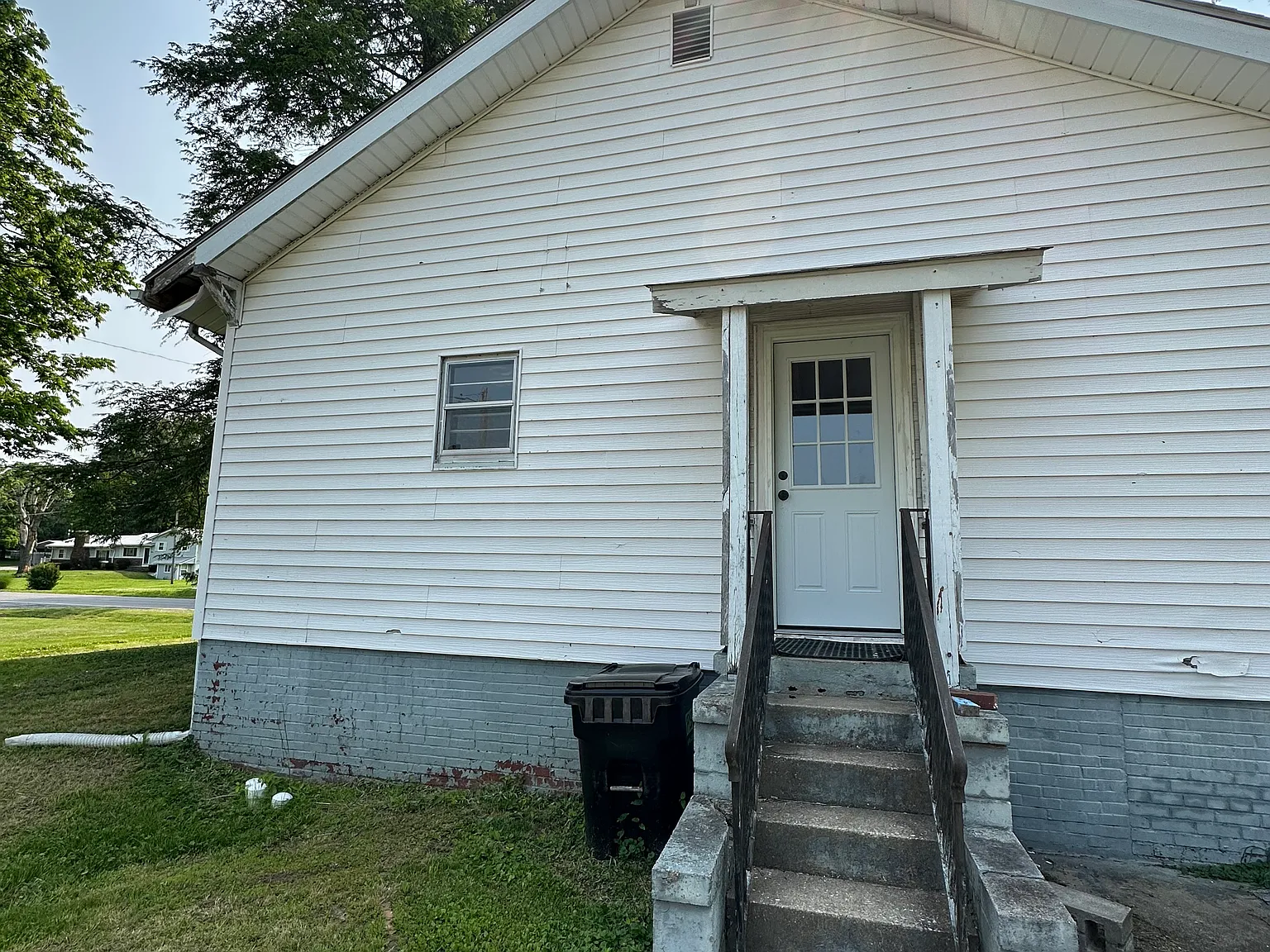 1095 Highway 145 S — Photo 4