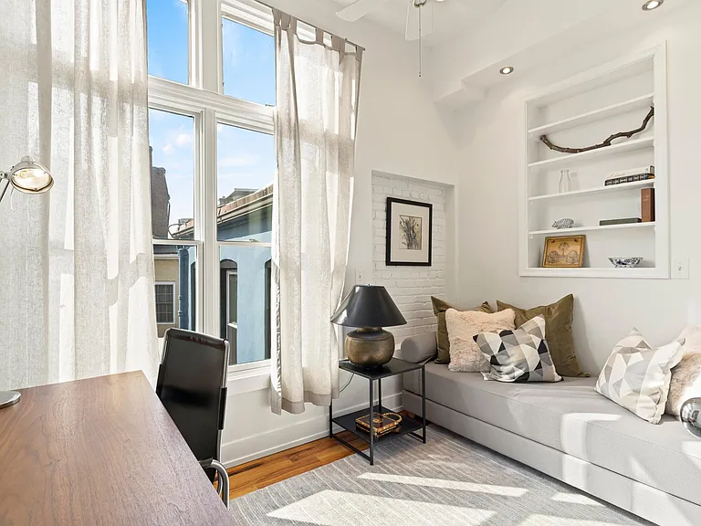 1829 5th St NW #Penthouse 3 — Photo 12