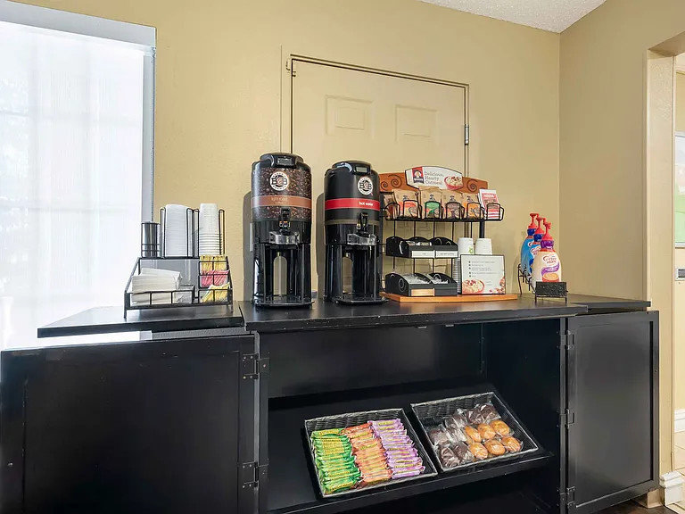 Free Grab-and-Go Breakfast