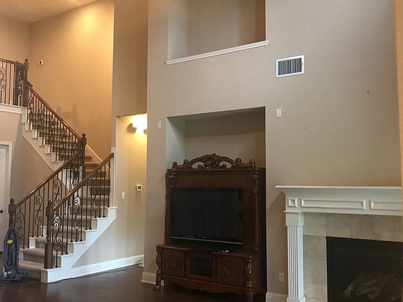 4th image of 1536 Sara Ln