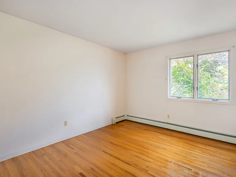 14 Hinchman Ave — Photo 12