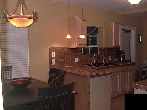 5th image of 5715 Case Ave
